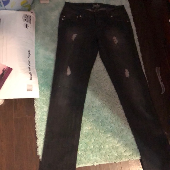 BUNDLE ! 4 pair of pants !!! - Picture 2 of 4